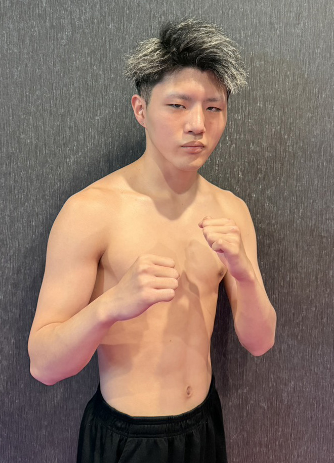 國元楓磨トレーナー
